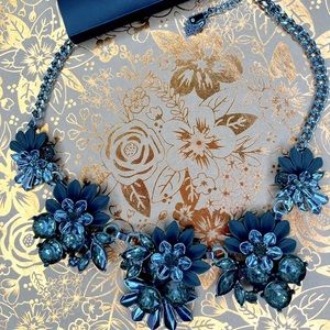 NWT Vera Wang Necklace